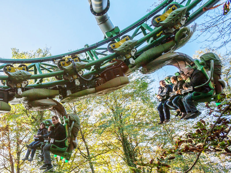 Steel roller coaster Darkride hybrid